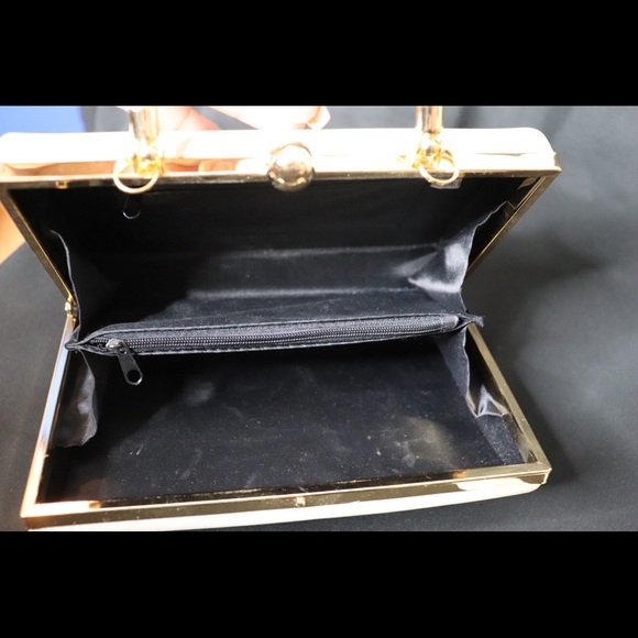 Formal evening clutch - Picture 4 of 4